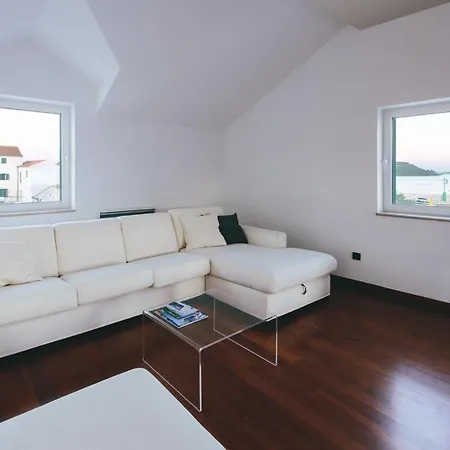 Apartamento Superb Main Square *